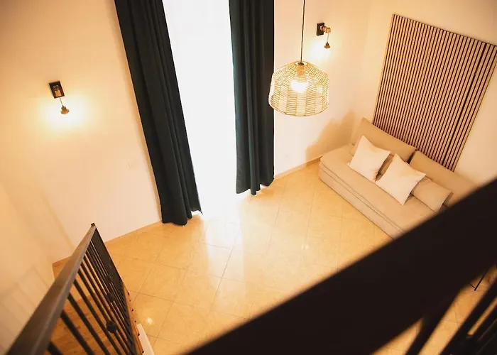 Aviothic 아파트 *